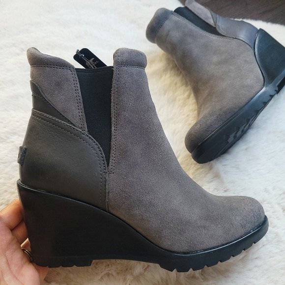 Sorel NWT Chelsea After Hours Quarry Suede Boots - Picture 8 of 14